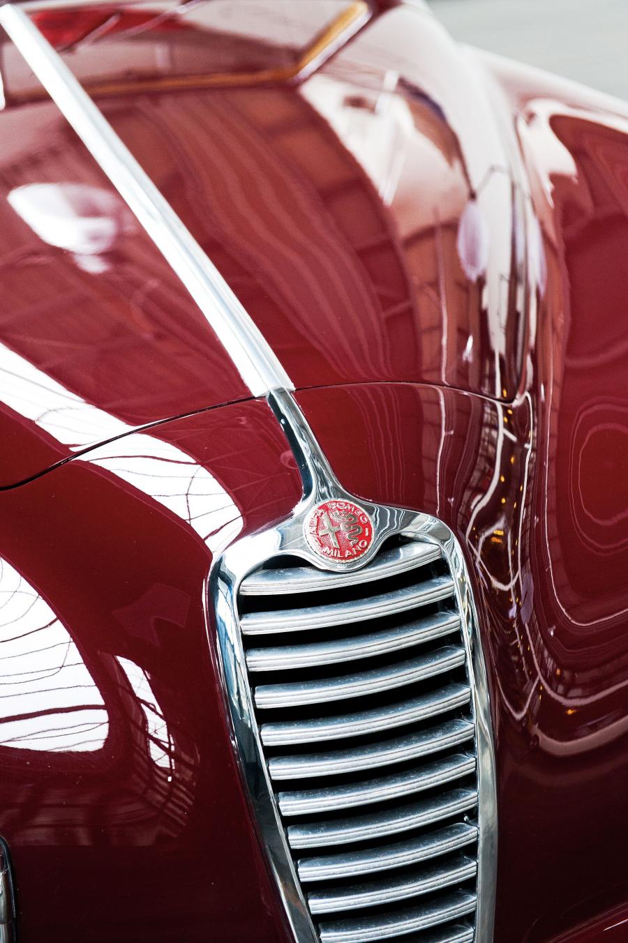 Детали экстерьера Alfa Romeo 6C 2500 Sport Cabriolet 1948 года  (фото 8 из 31)